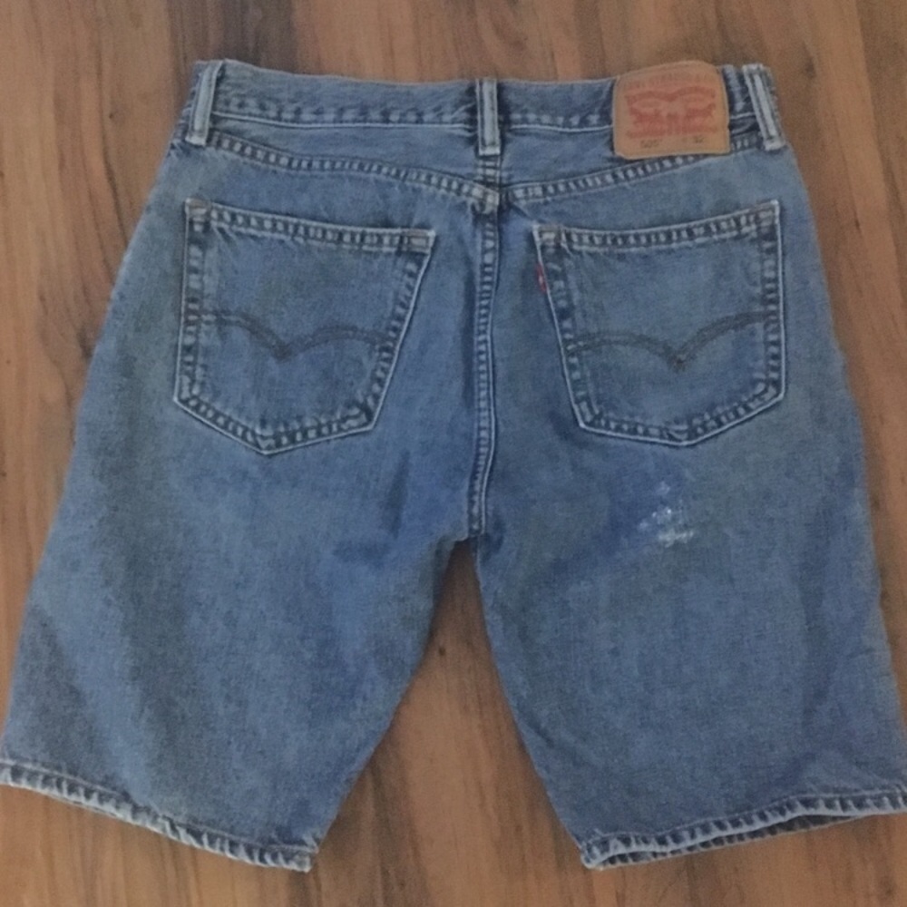 2 pair - Mens Levi’s denim shorts - 2 pr W32 can sep. - Picture 5 of 8